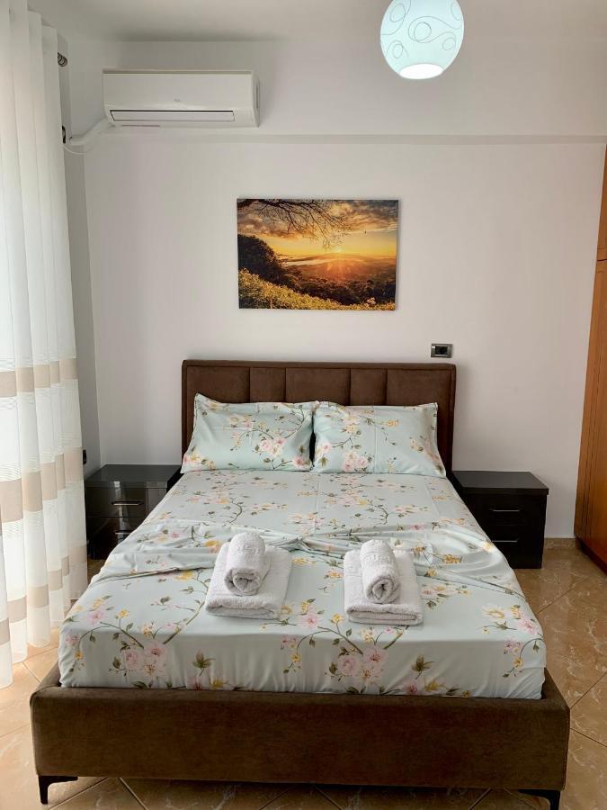 Maxus Apts Sarande Exterior photo
