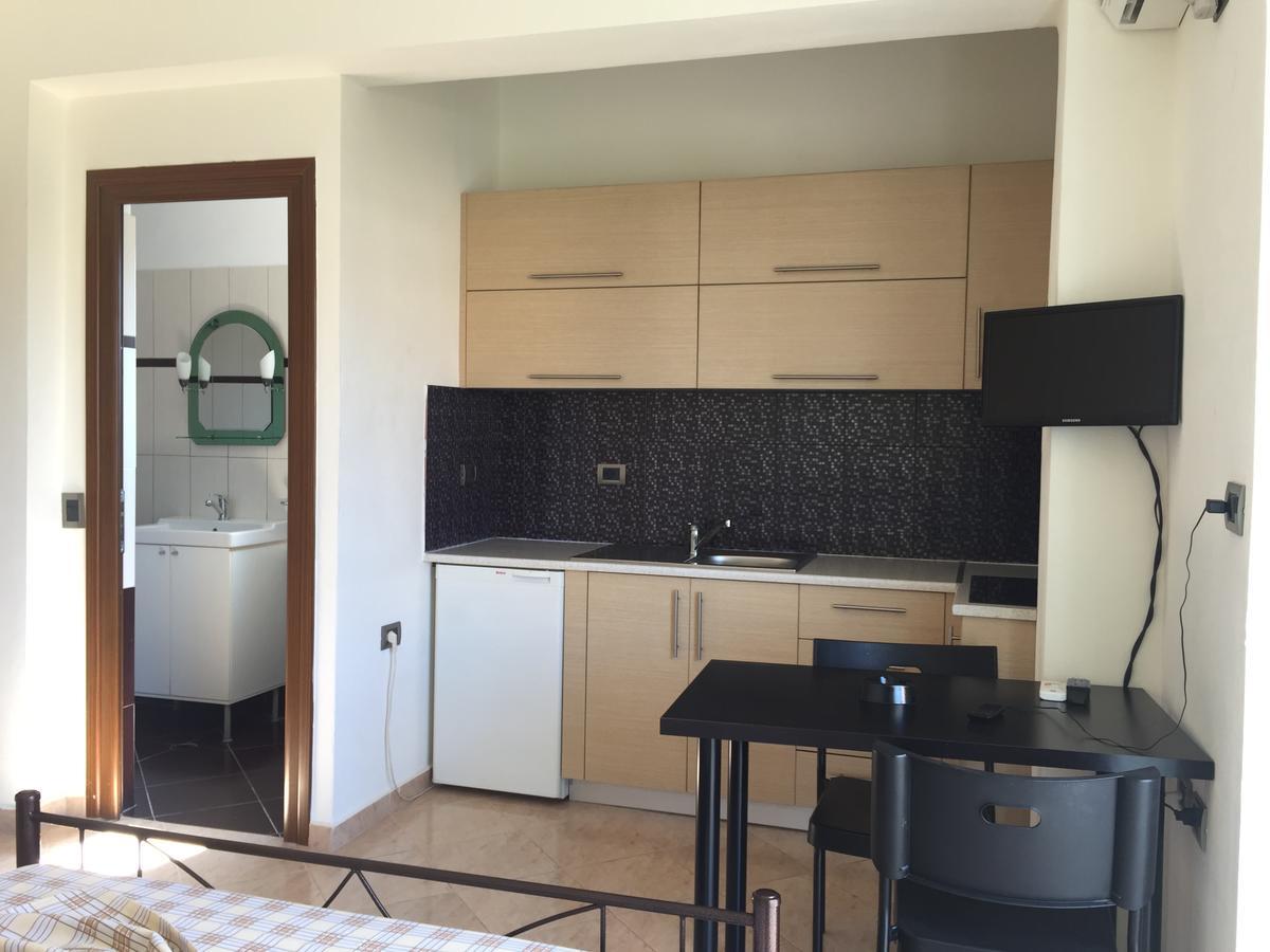 Maxus Apts Sarande Exterior photo